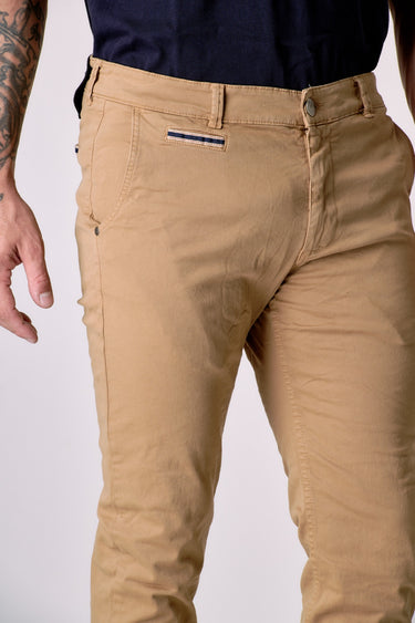 ROMA - Chino in cotone elasticizzato Biscotto con Salpa in tessuto V2