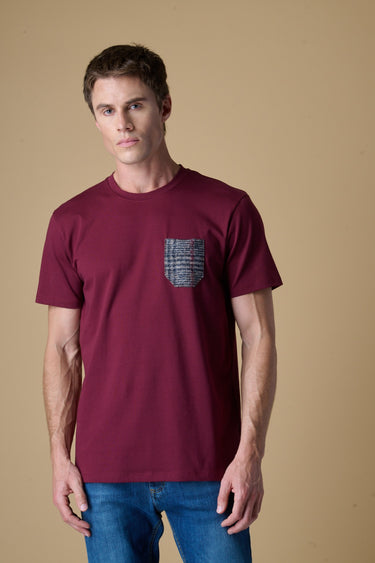T-Shirt regular Bordeaux con Taschino in tessuto V2