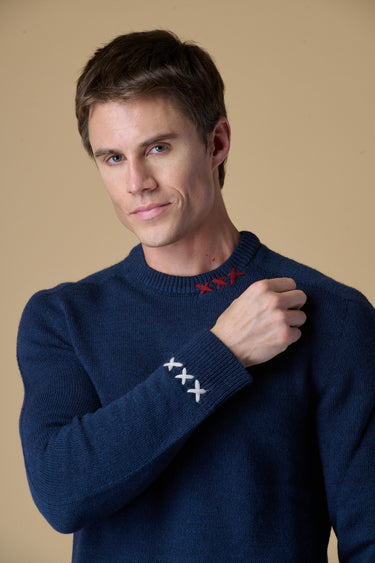 Maglione Girocollo Blu misto Alpaca con Ricami a X