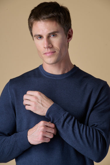 Maglione Girocollo in 100% Extrafine Merino tinto capo Blu