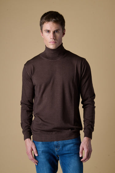 Maglione Dolcevita in 100% Extrafine Merino tinto capo Moro