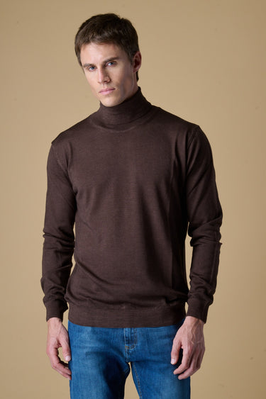 Maglione Dolcevita in 100% Extrafine Merino tinto capo Moro