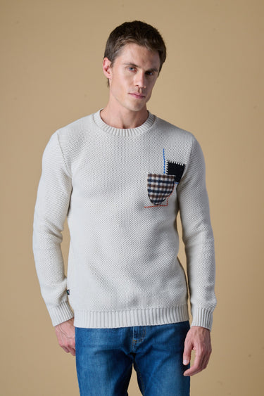 Maglione Girocollo Occhio di Pernice Burro con taschino ricamato in tessuto V2