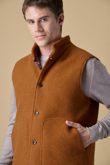 Gilet in Lana Cotta Coccio con fodera interna in Tessuto V2