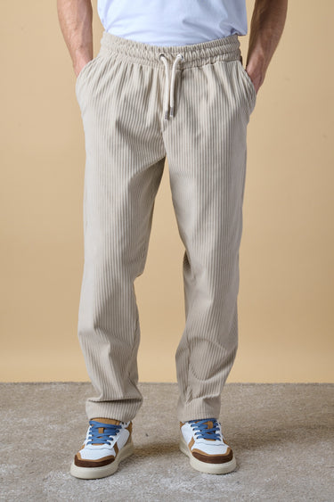 Pantalone Felpa in Velluto Sabbia con Tasca ricamata in tessuto V2