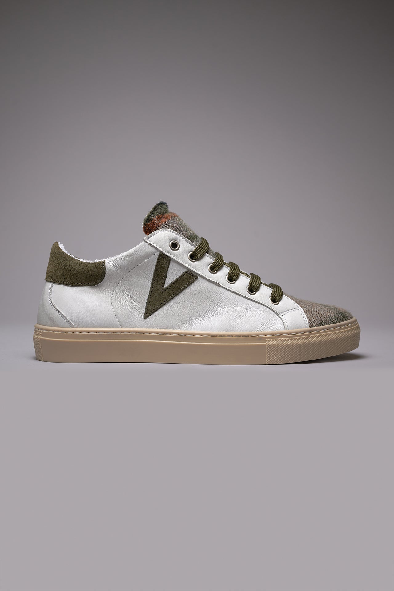 OLYMPIC - Low-top sneakers in white leather with fabric tongue