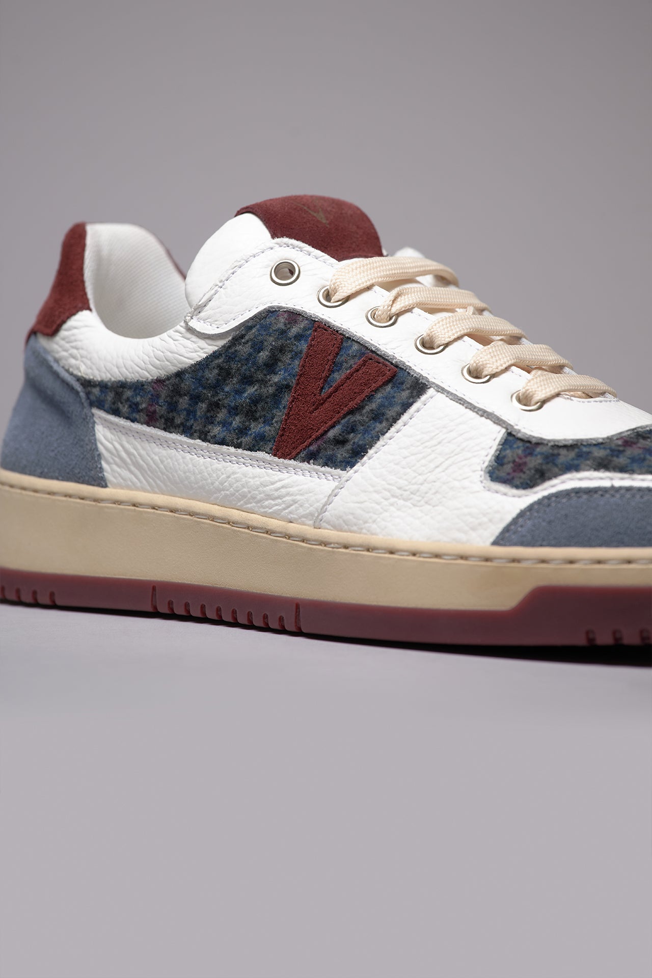 COLLEGE - Sneakers Bicolor Bordeaux e Jeans con inserti in tessuto V2