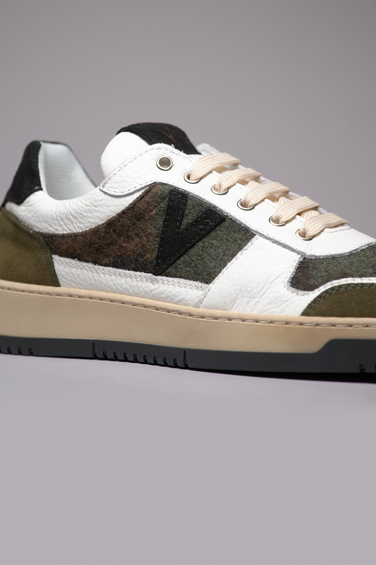 COLLEGE - Sneakers Bicolor Nero e Verde Militare con inserti in tessuto V2