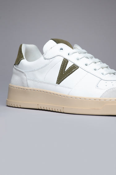 COLLEGE - Sneakers Bianca con retro e inserto scamosciato Verde Militare