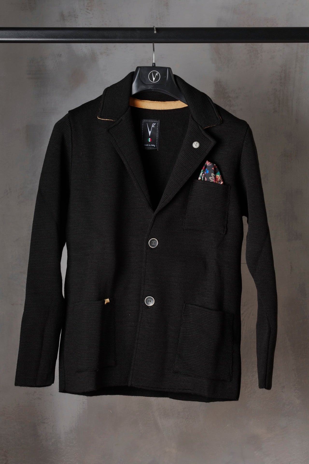 Double-breasted black fabric stitch jacket with embroidery and pocket square in V2 fabric