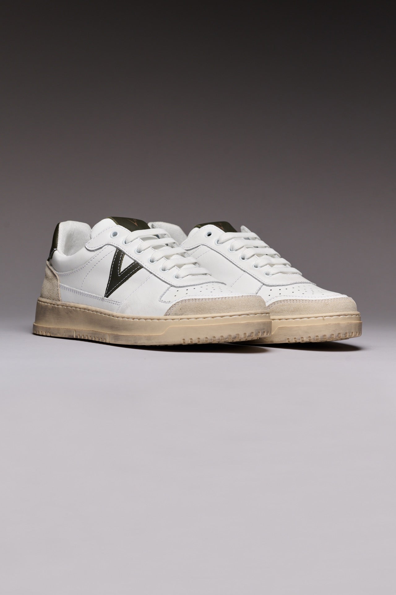 COLLEGE - Sneakers Bianca con retro e inserto Verde Militare