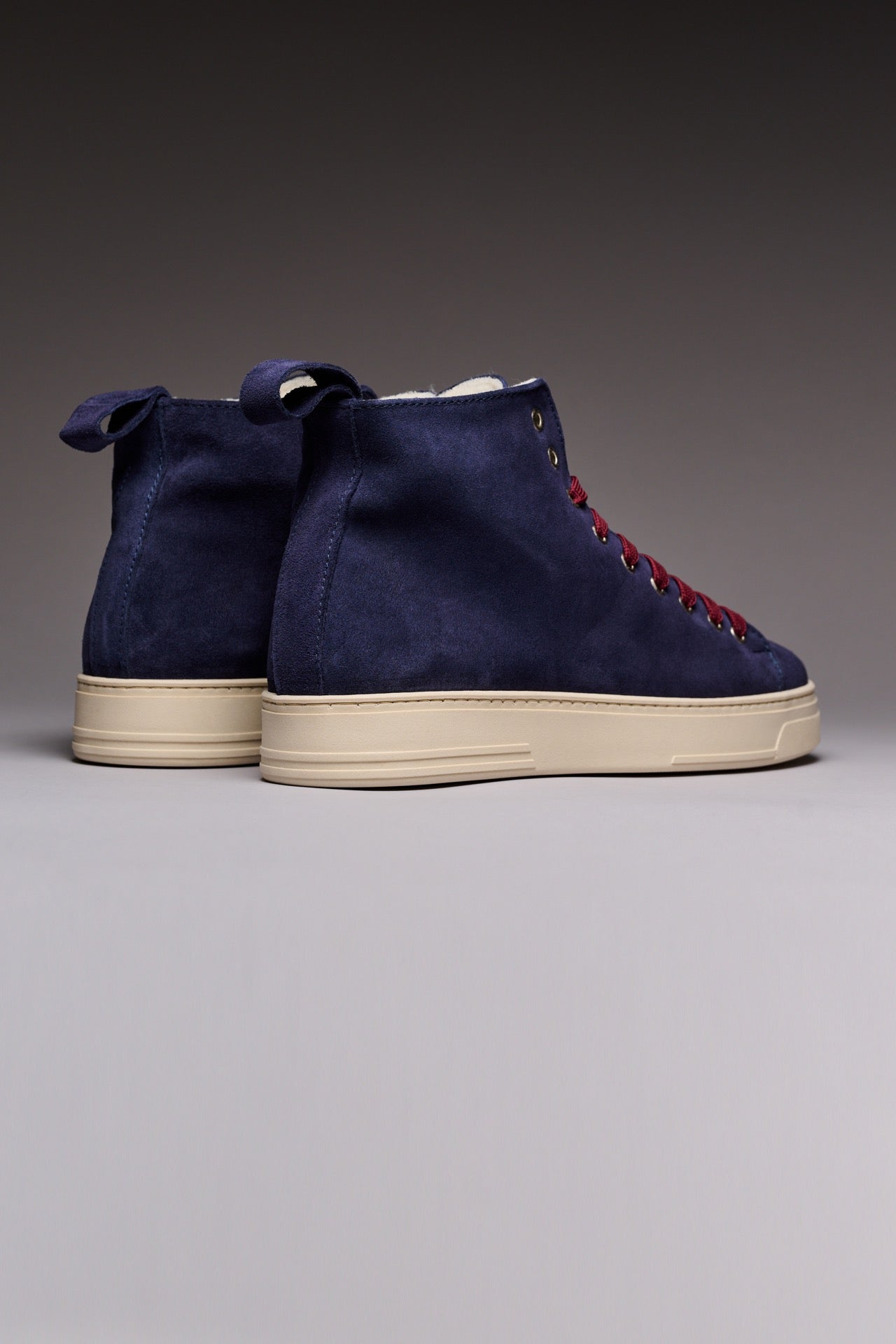 TEDDY - Blue suede ankle boot with Bordeaux laces