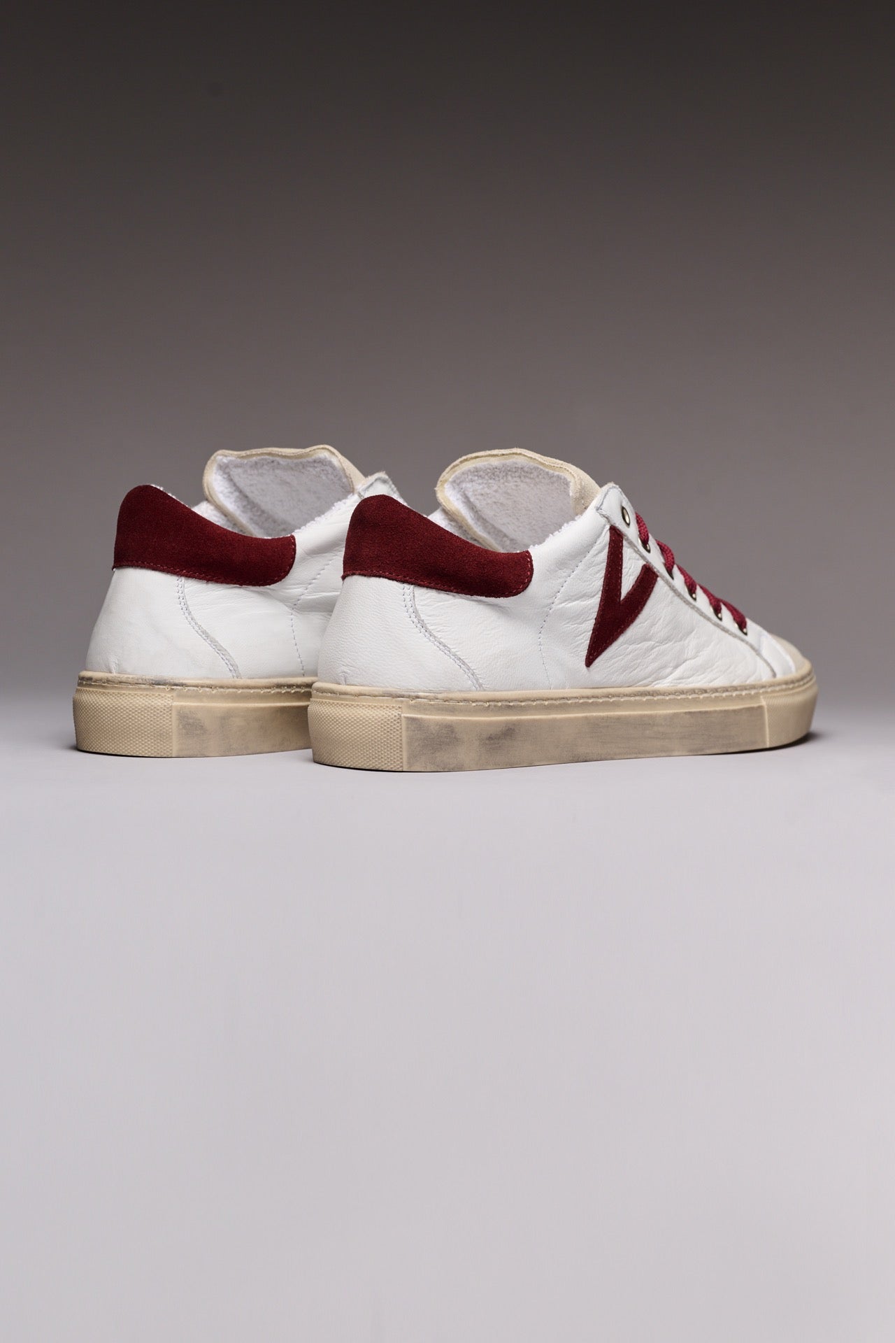 OLYMPIC - White low-top sneakers with Bordeaux suede back and insert