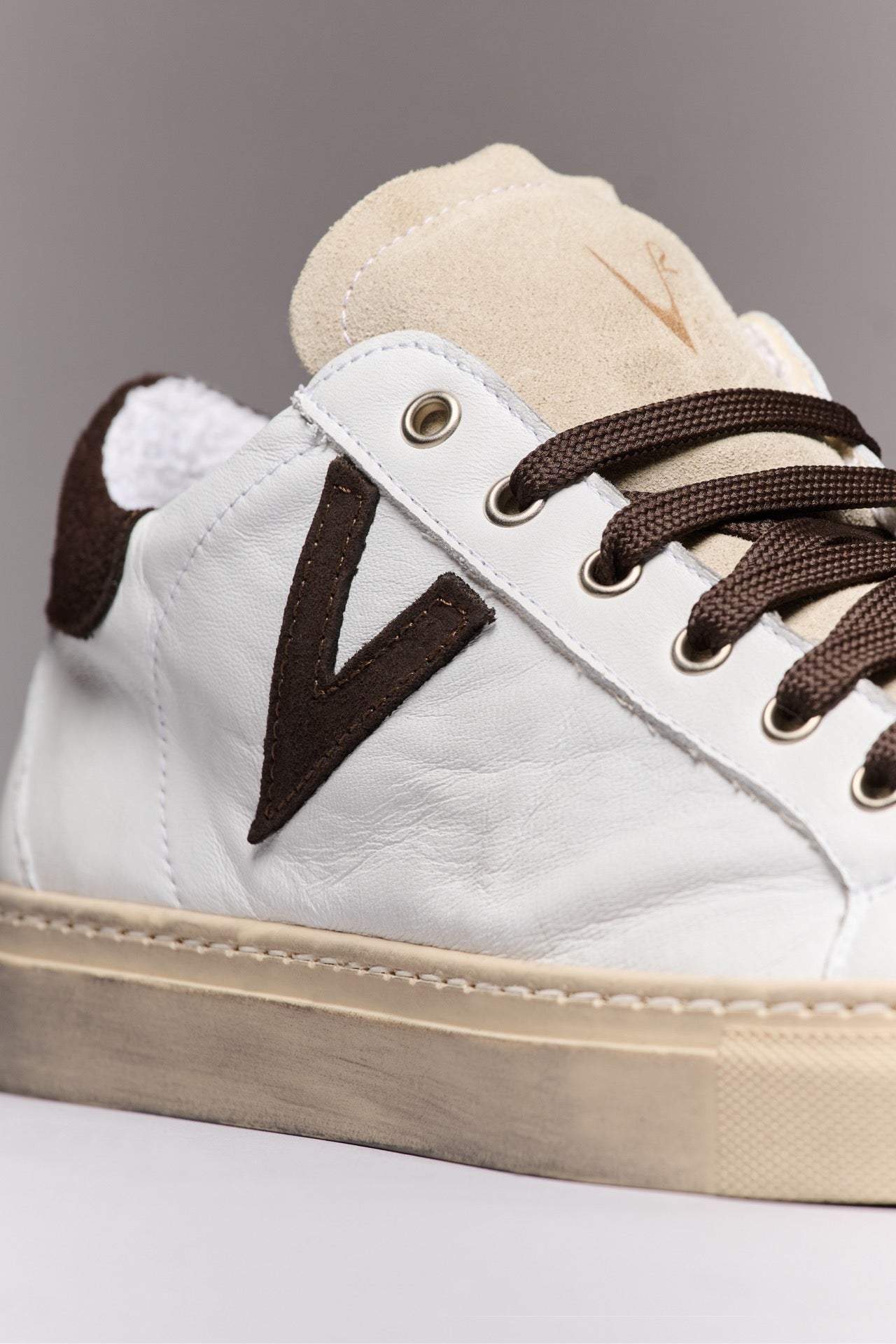 OLYMPIC - Low-soled sneakers White with back and suede insert Dark Brown