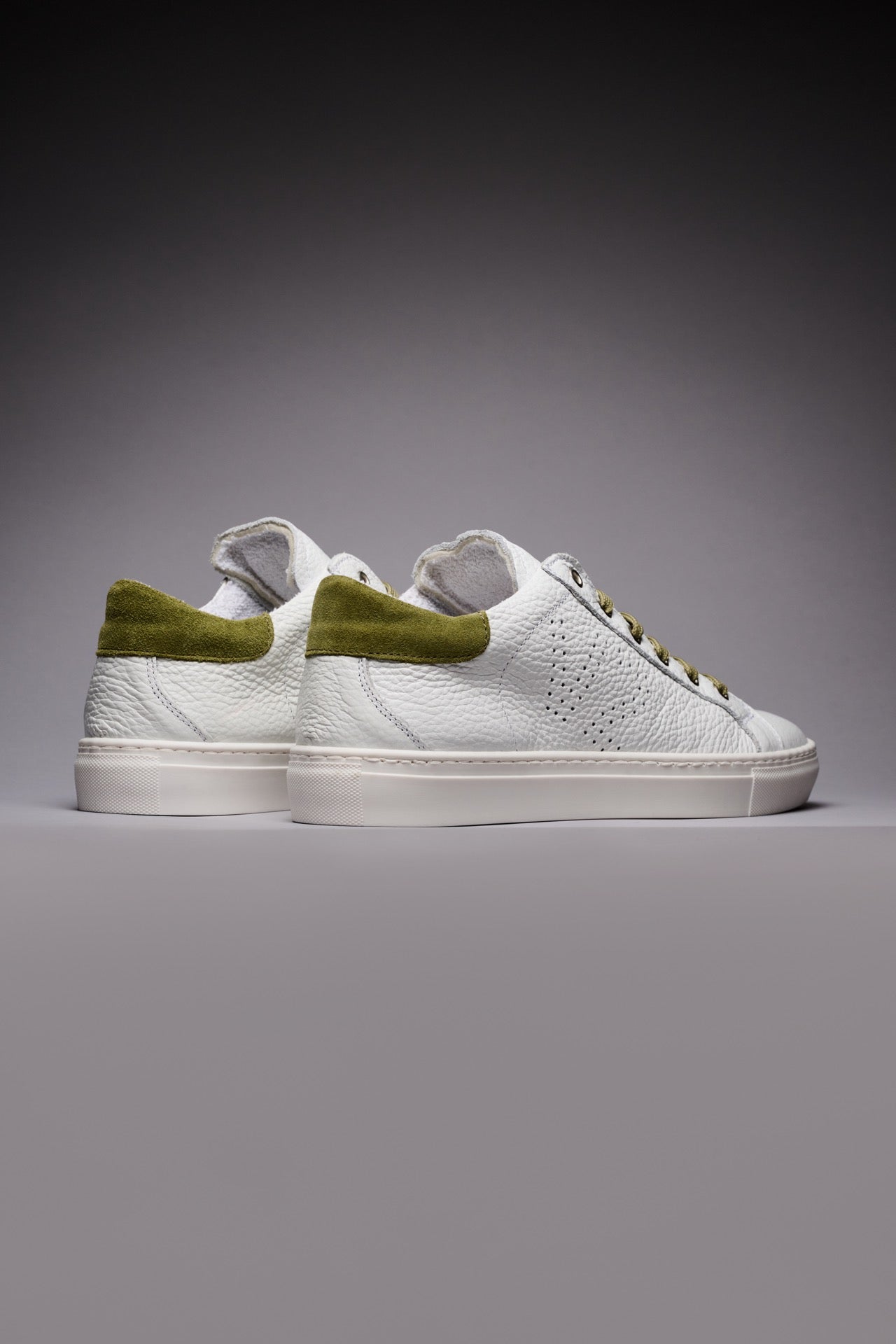 TENNIS - Sneakers a suola bassa Bianca con retro e lacci Verde Pesto