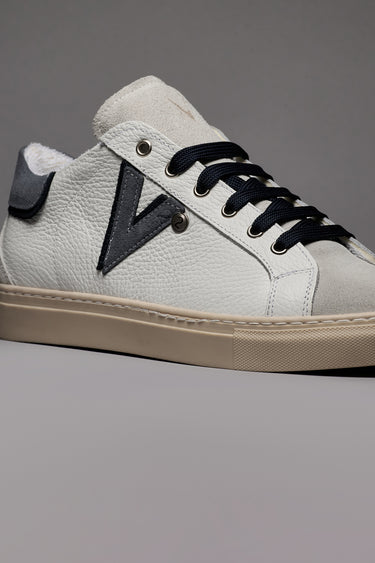 OLYMPIC V - Low-top sneakers in hammered leather with two-tone jeans and blue insert and back