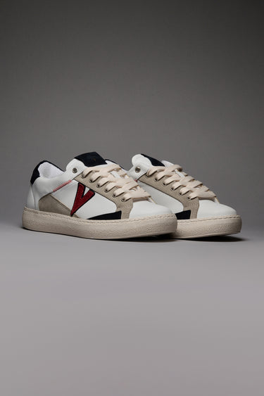 PABLITO - Sneakers con inserti Blu Sabbia e Rosso e Ricami