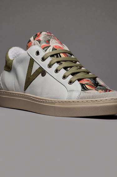 OLYMPIC - Sneakers a suola bassa in pelle Bianca retro e inserto Pesto con linguetta in tessuto Tropical Verde