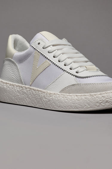 ATENA - Low-top white sneakers with white rubber inserts