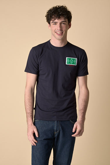 T-Shirt Blu con ricamo Campo da Calcio in punto spugna