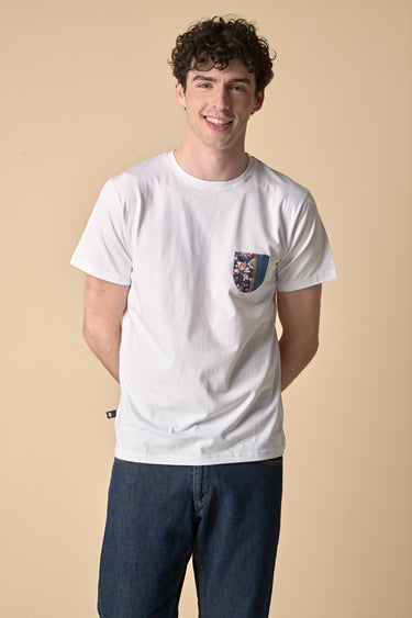 T-Shirt Bianca con taschino in tessuto V2 ricamato