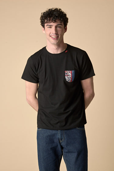 T-Shirt Nera con taschino in tessuto V2 ricamato