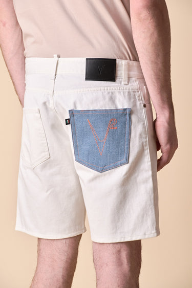 Shorts in Jeans Panna con dettagli e tasca in Jeans Azzurro