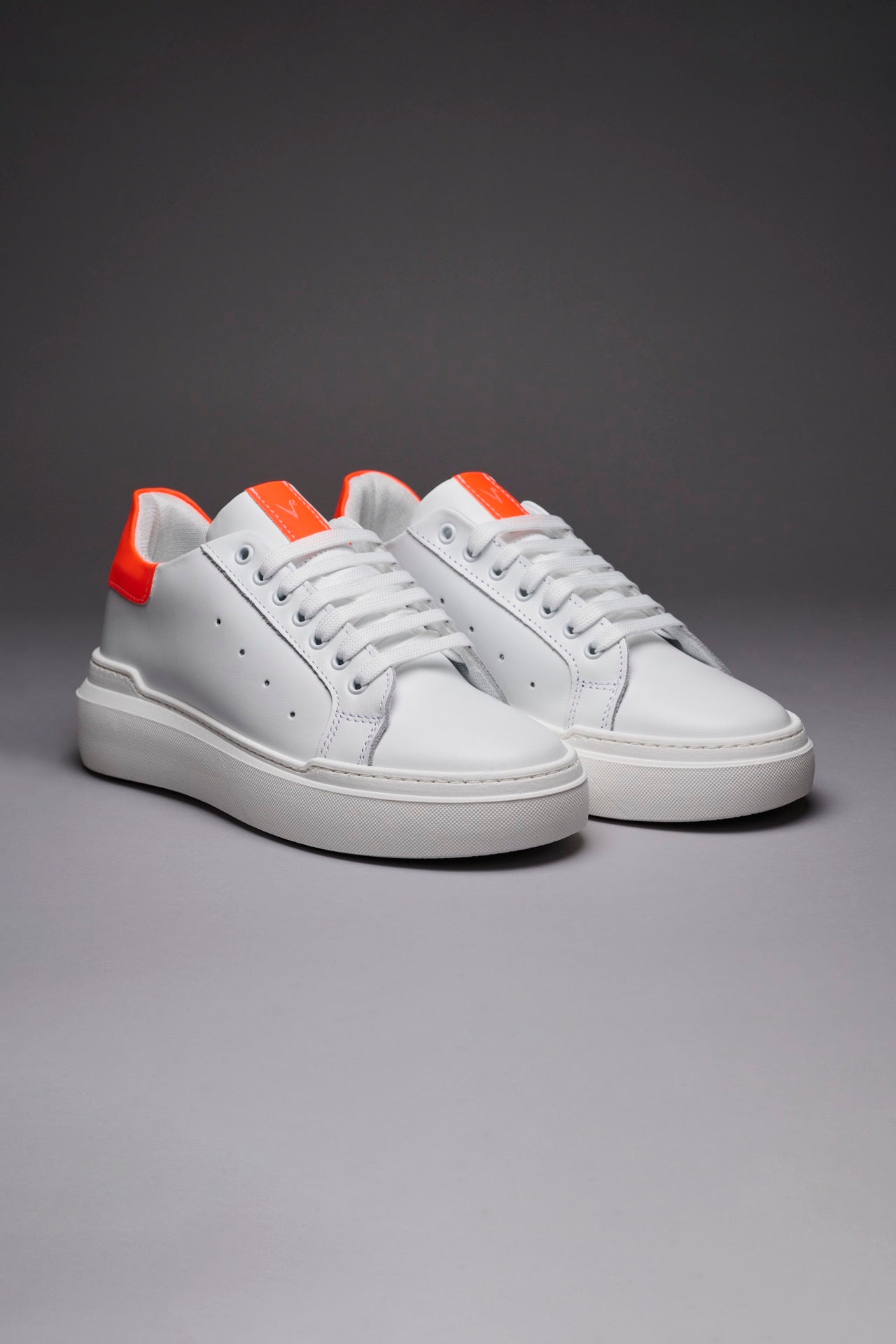 VEGA - Orange Fluo retro high sole sneakers