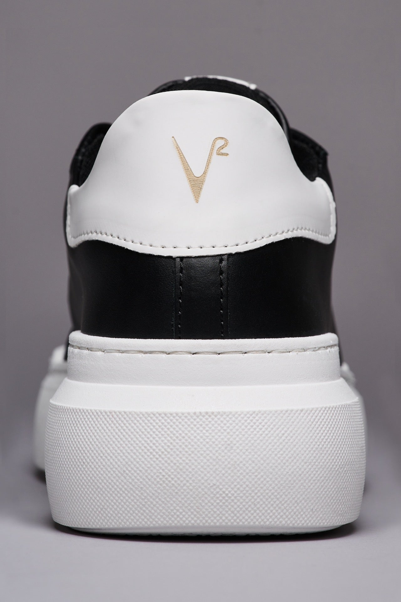 VEGA - White retro black high sole sneakers