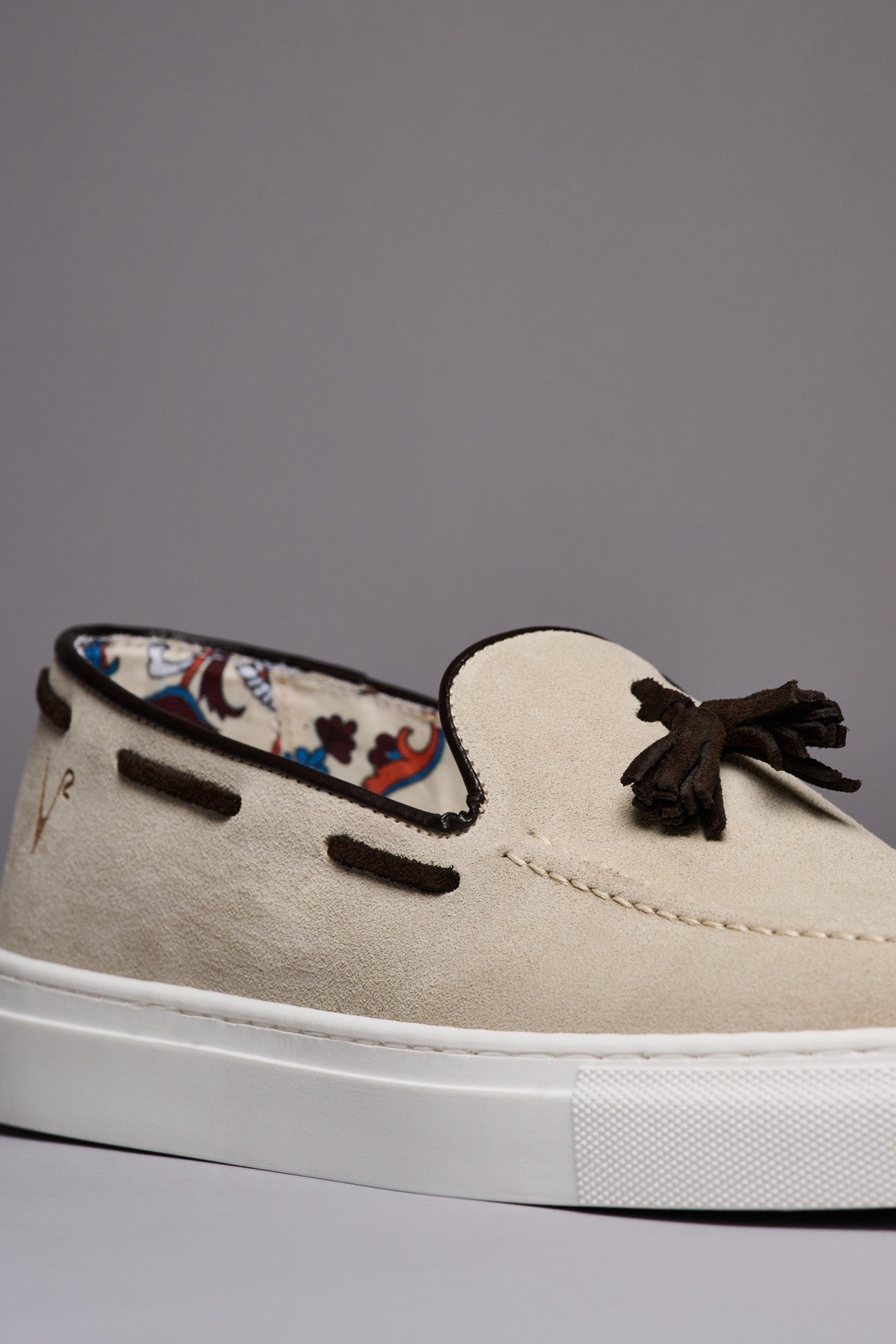 SANTORINI - Sabbia moccasin with tassels