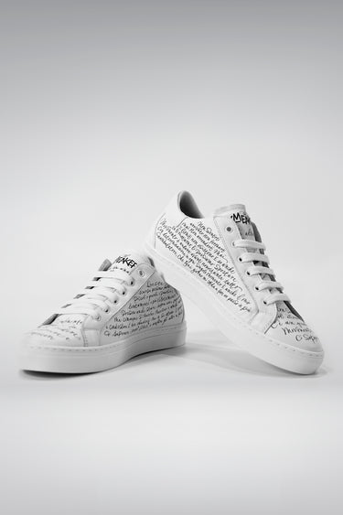 The Smeakers <br> Le scarpe di chi non si ferma
