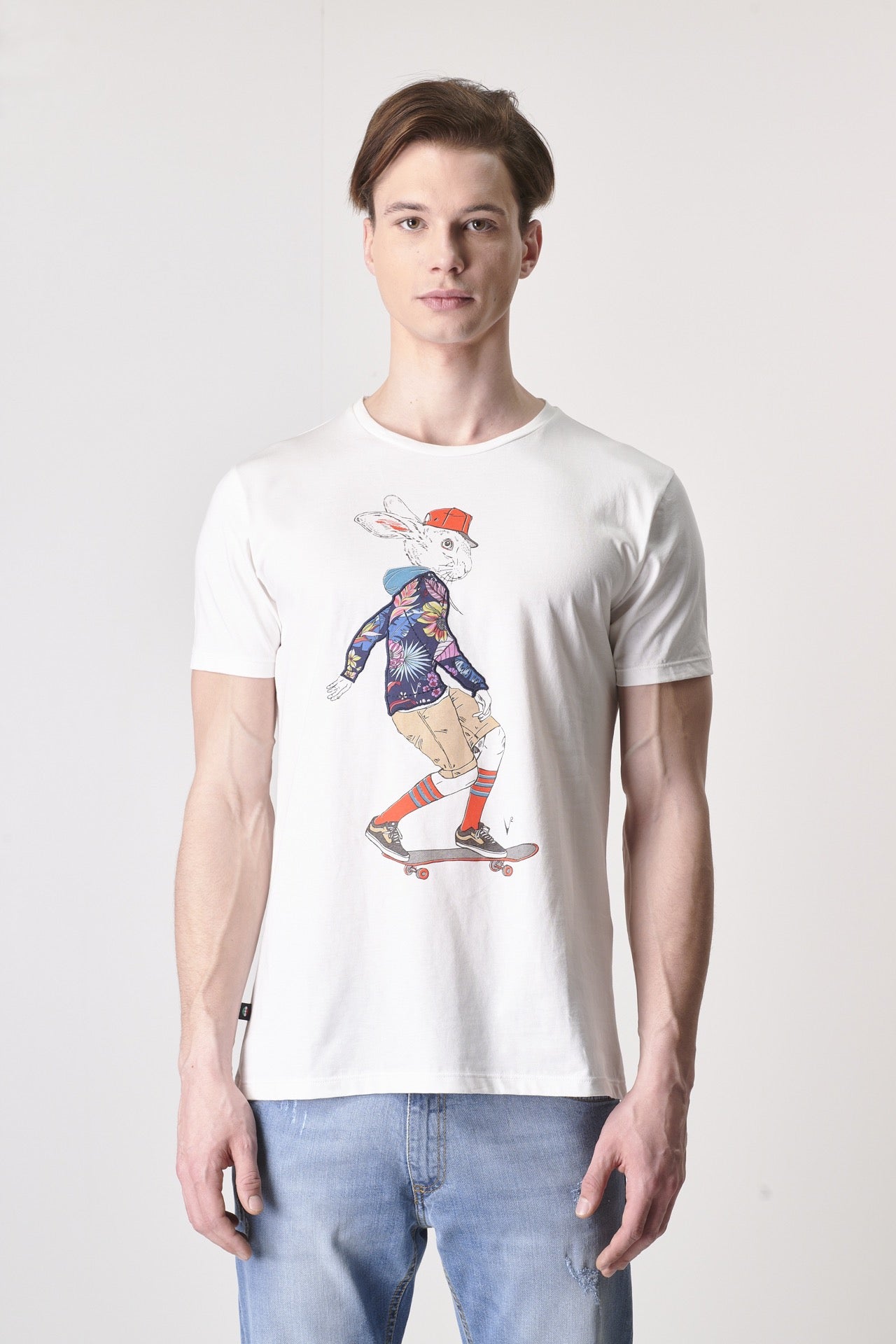 T-Shirt with Rabbit Print and V2 fabric insert