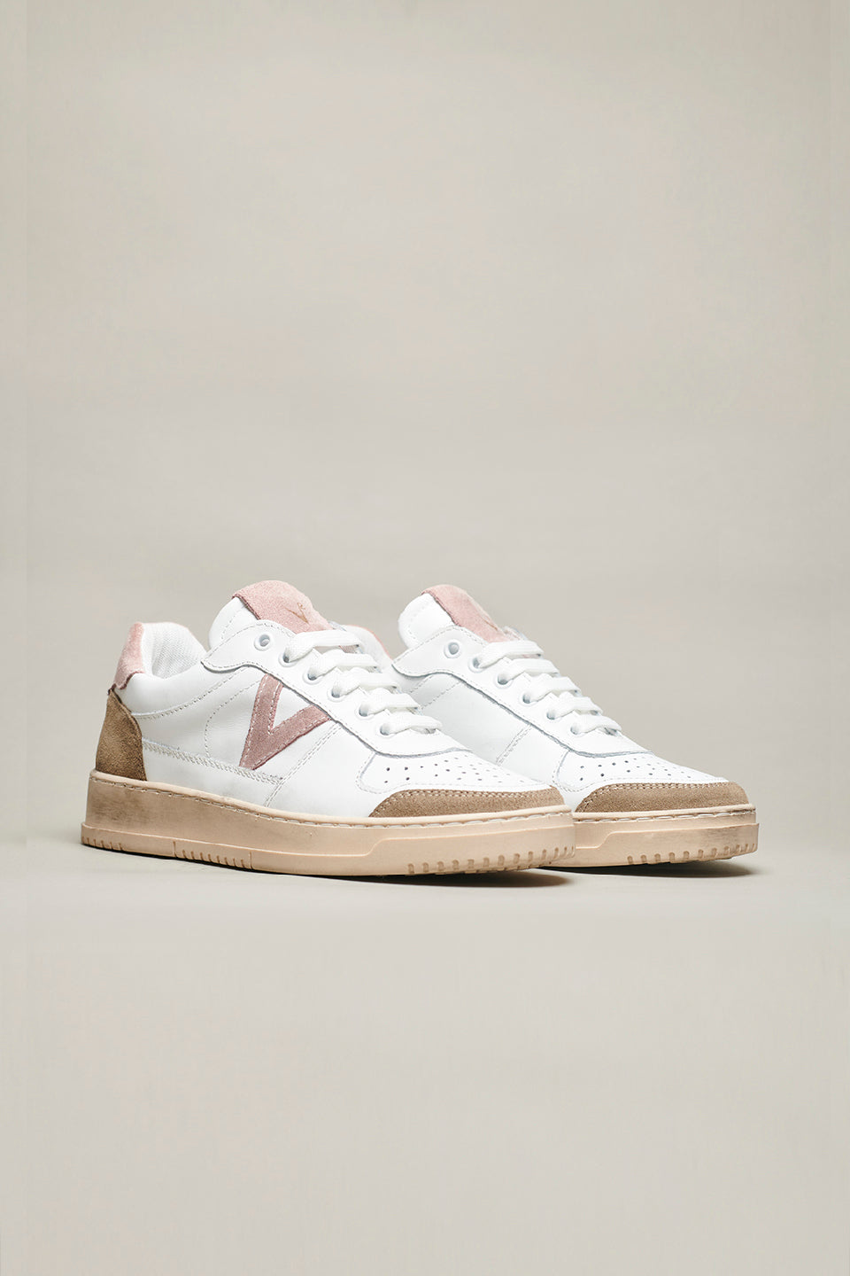 COLLEGE - White sneakers with pink suede back and insert