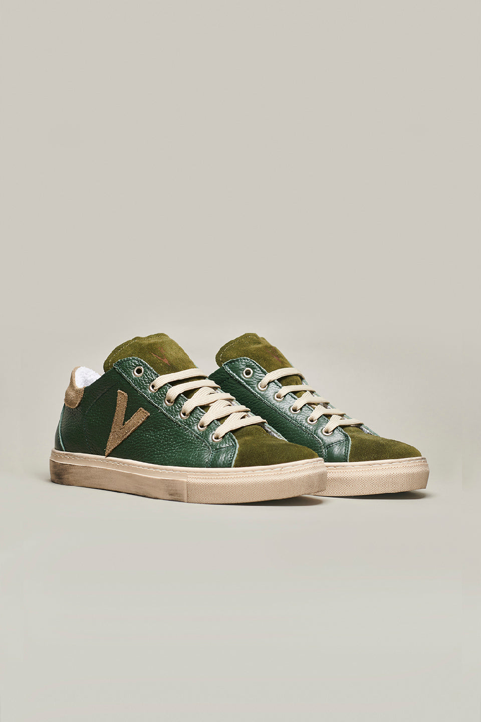OLYMPIC - Green hammered leather low sole sneakers with Moro back and insert