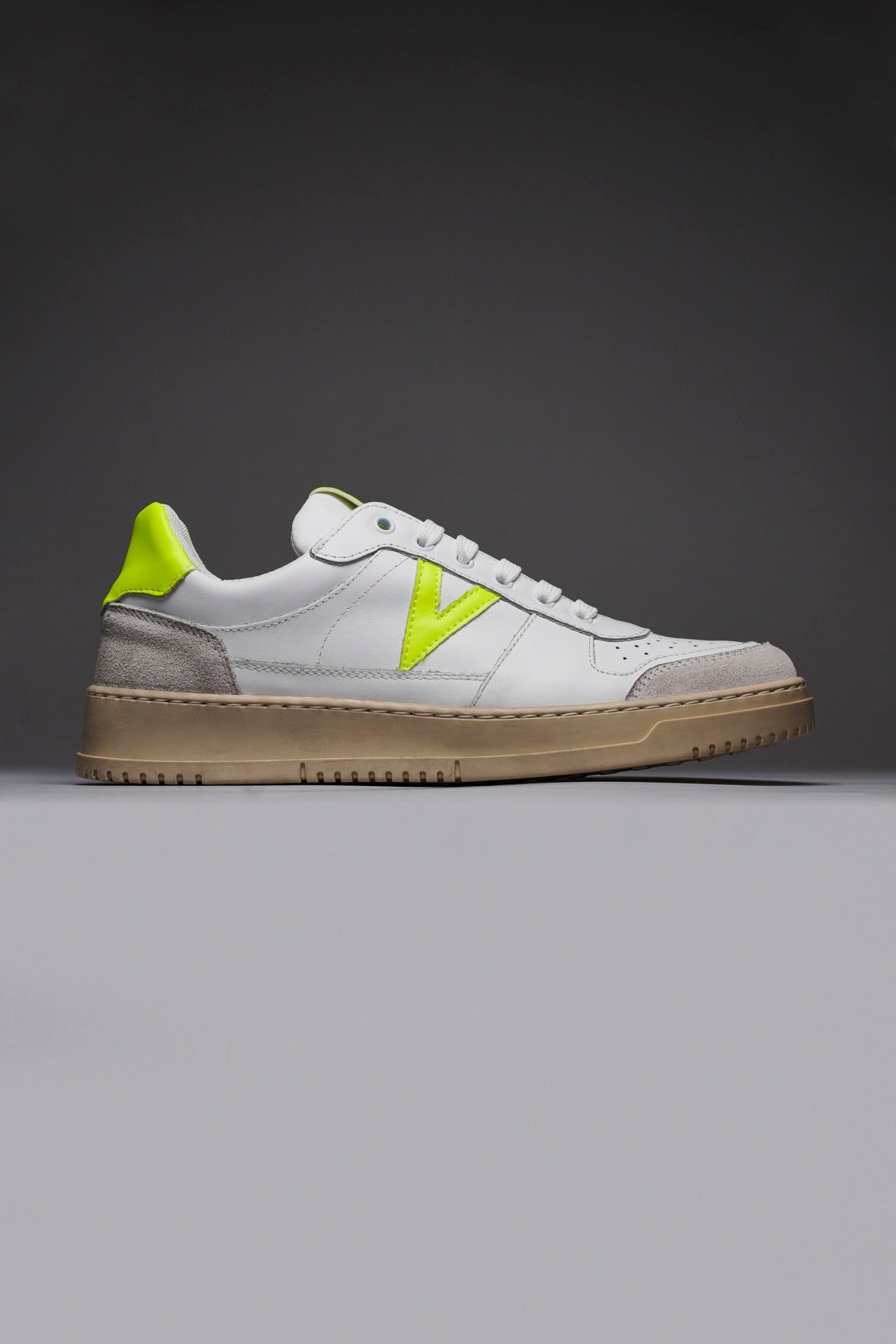COLLEGE - White sneakers with Fluo Yellow back and insert
